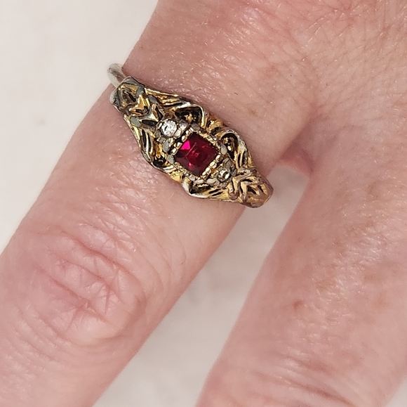 Antique Victorian Revival Ring - Picture 6 of 9